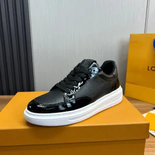 Louis Vuitton LV Trainer sneakers lifestyle con suela de plataforma de cuero negro blanco mezclado y patent