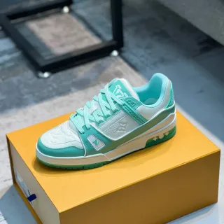 Louis Vuitton LV Treinador Verde Branco Camadas Couro E Sintético Superior Estilo de Vida Tênis