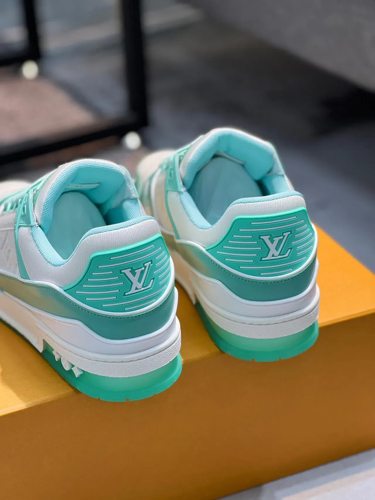 Louis Vuitton LV Trainer Green White Layered Leather And Synthetic Upper Lifestyle Sneakers 2