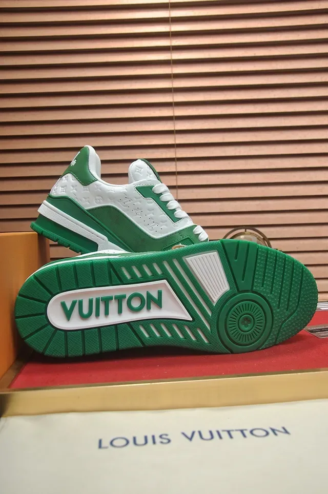 লুই ভিতন LV Trainer সবুজ সাদা স্তরযুক্ত Monogram চামড়া চাঙ্কি মিডসোল লাইফস্টাইল স্নিকার 3