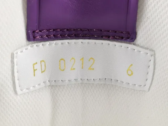 لويس فويتون LV Trainer أرجواني وأبيض مونوغرام حذاء رياضي lifestyle 12