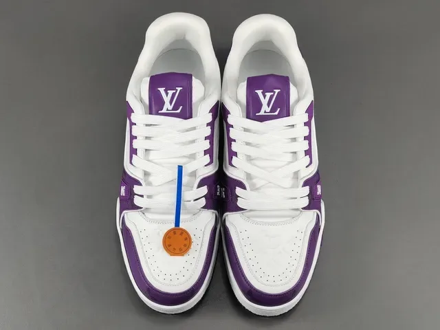 لويس فويتون LV Trainer أرجواني وأبيض مونوغرام حذاء رياضي lifestyle 16