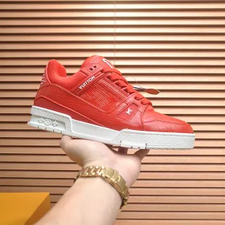 Louis Vuitton LV Trainer Rojo Blanco Texturizado Sintético Superior Low-Top Cordones Construcción Lifestyle Sneakers