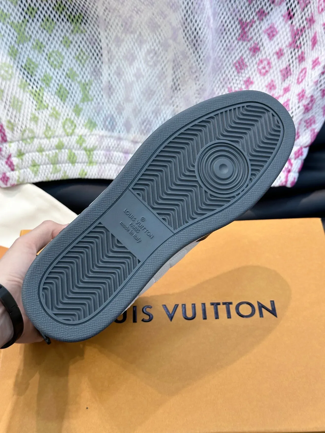 Louis Vuitton LV Trainer Chaussures Lifestyle Blanc Noir High-Top Matelassées Textile 4