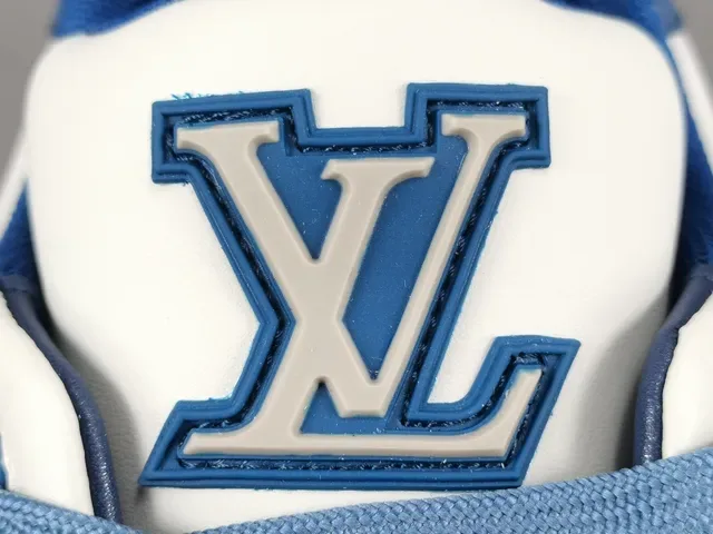 Louis Vuitton LV Trainer White Blue Layered Synthetic Upper Sculpted Midsole Lifestyle Sneakers 10