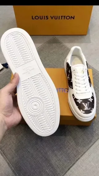 Louis Vuitton LV Trainer White Brown Low-Top Monogram Canvas Side Panels Lifestyle Sneakers 5