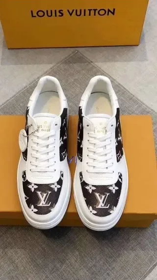 Louis Vuitton LV Trainer White Brown Low-Top Monogram Canvas Side Panels Lifestyle Sneakers 6