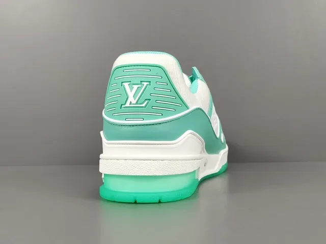 Louis Vuitton LV Trainer Blanc et Vert Cuir et Textile Layered Large Strap Marque Lifestyle Sneakers 14