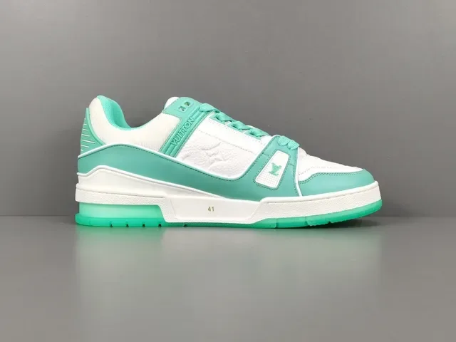 Louis Vuitton LV Trainer Blanc et Vert Cuir et Textile Layered Large Strap Marque Lifestyle Sneakers 18