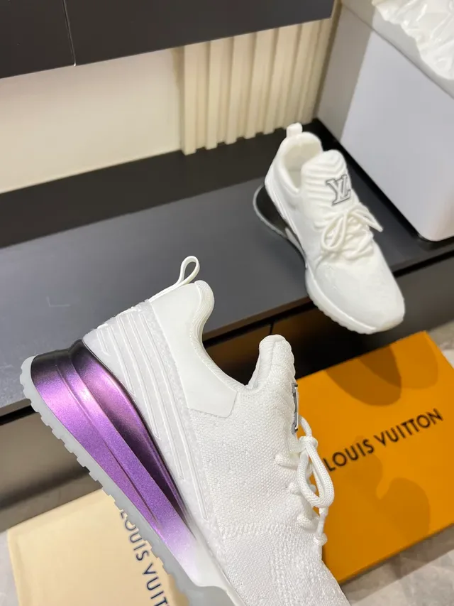 لويس فيتون LV Trainer أبيض بنفسجي أعلى تريكو مونوغرام هاروير lifestyle sneakers 3