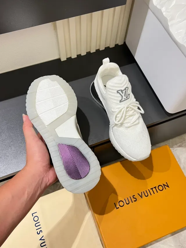 لويس فيتون LV Trainer أبيض بنفسجي أعلى تريكو مونوغرام هاروير lifestyle sneakers 4