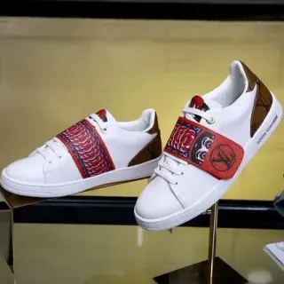 Louis Vuitton LV Trainer zapatillas lifestyle de cuero blanco y rojo low-top con tiras embroidered