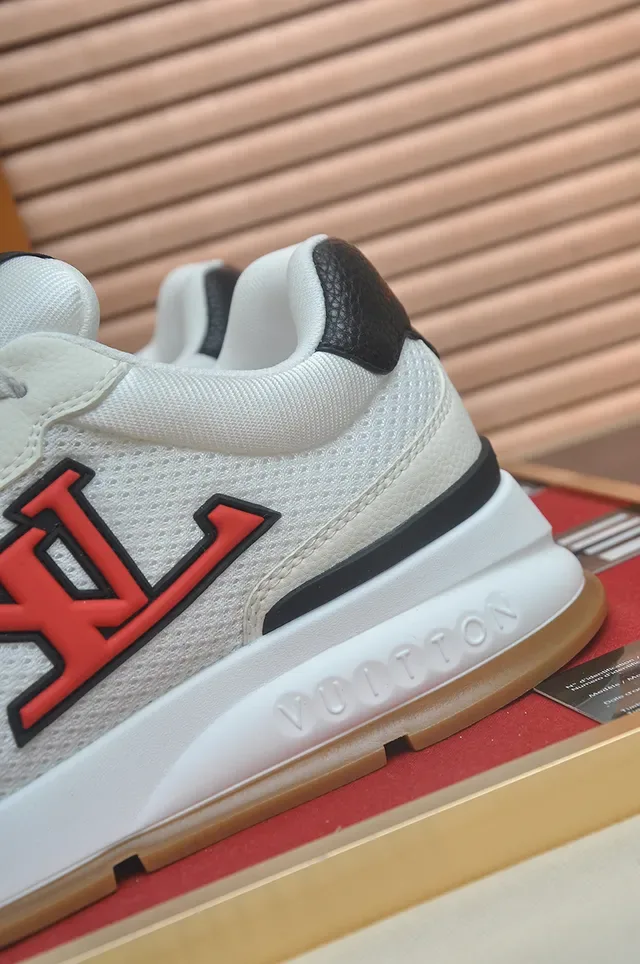 Louis Vuitton LV Trainer Sneakers Lifestyle Blancs et Rouges Low-Top Maille et Cuir 2
