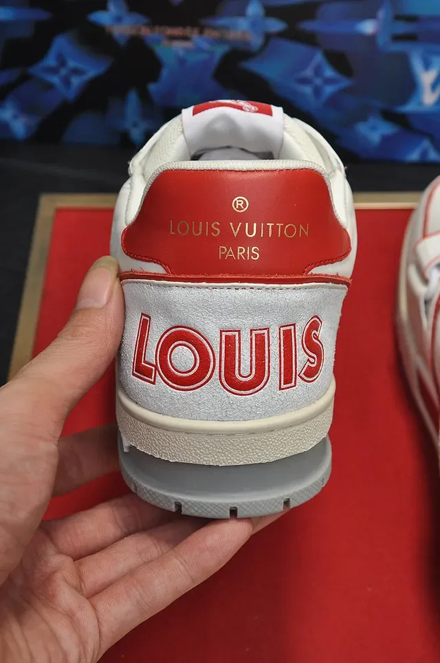 Louis Vuitton LV Trainer Chaussures Lifestyle Blanc et Rouge Low-Top Matériau Mixte Supérieur 2