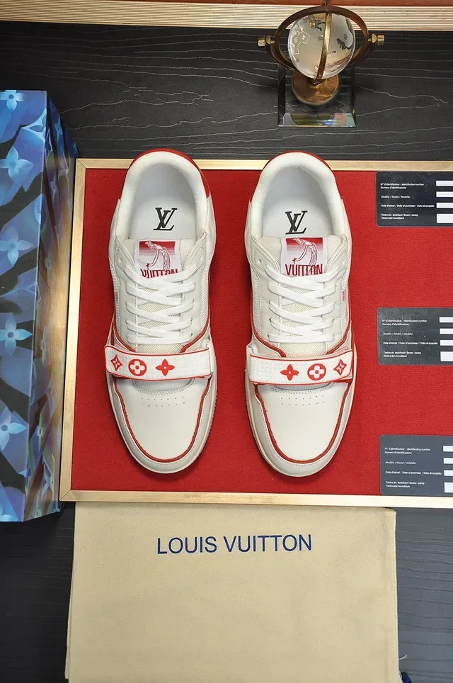 Louis Vuitton LV Trainer Chaussures Lifestyle Blanc et Rouge Low-Top Matériau Mixte Supérieur 9