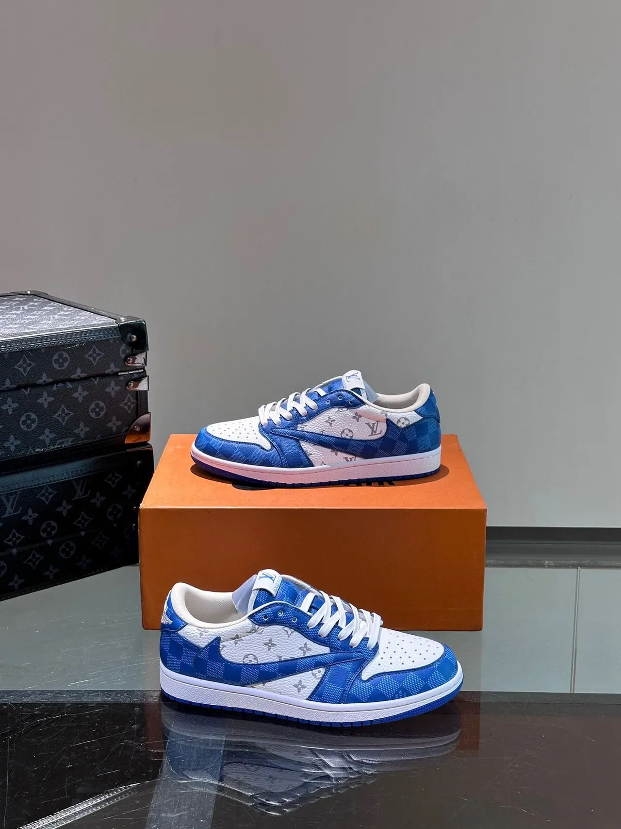 Louis Vuitton Monogram and Damier Blue White Low-Top Lifestyle Sneakers 4