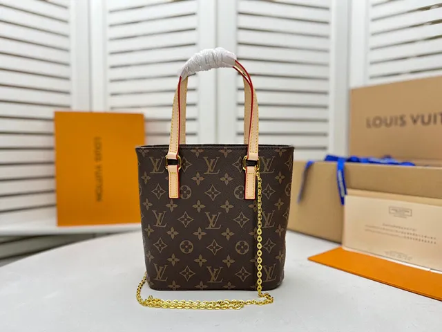 Louis Vuitton Monogram Canvas Cylindrical Bucket Bag 2