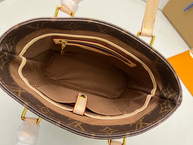 Louis Vuitton Monogram Canvas Cylindrical Bucket Bag 3