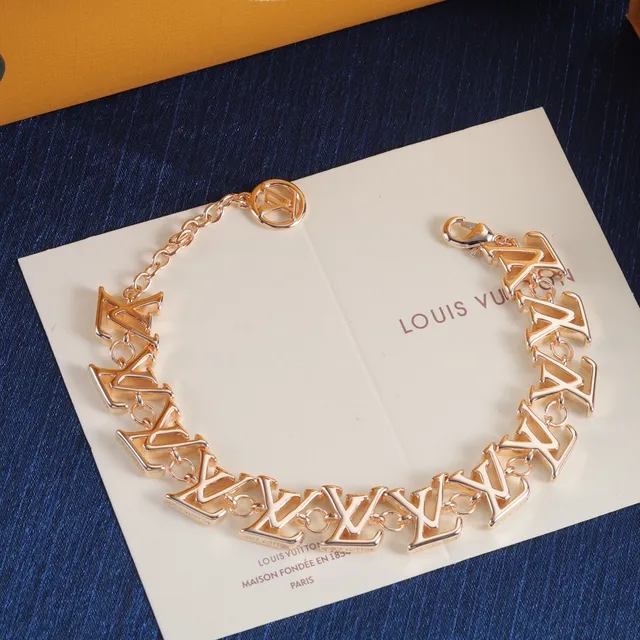 Louis Vuitton Monogram Chain Bracelet Gold Silver Polished Metal Bracelet 6