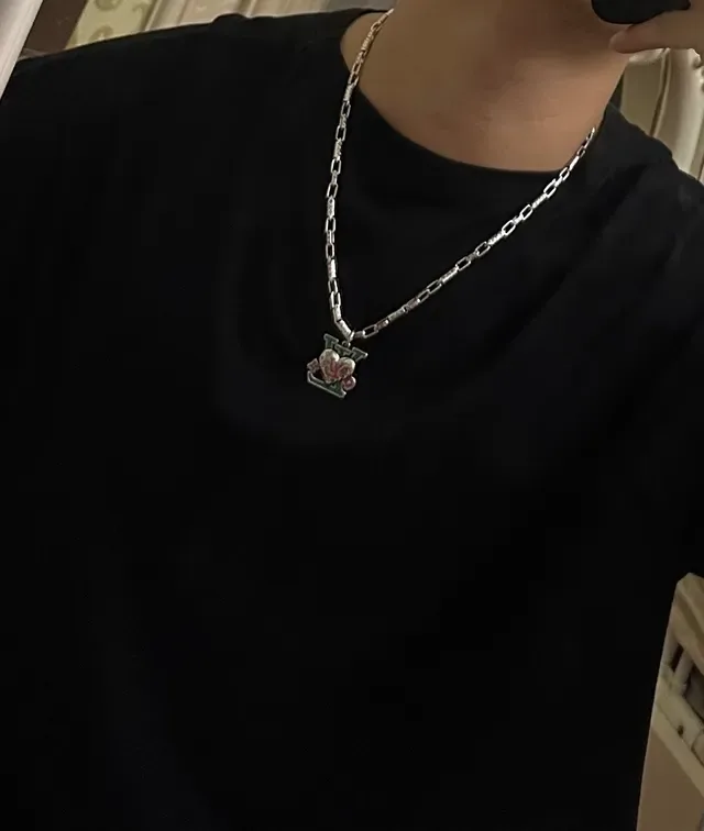 Louis Vuitton Monogram Chain Enamel Heart Pendant Necklace 2