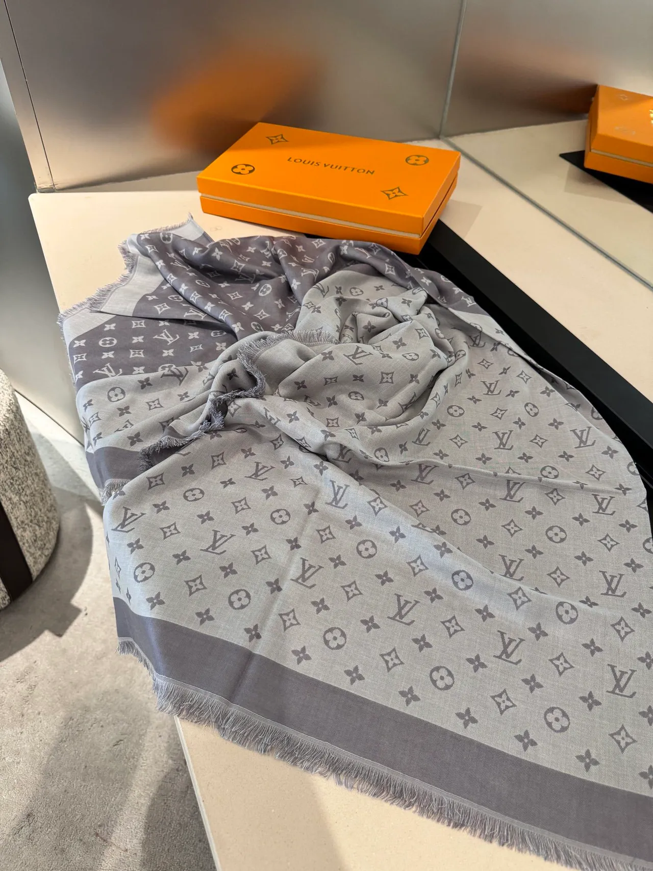 Louis Vuitton Monogram Diagonal Panel Gray Silk Scarf 7