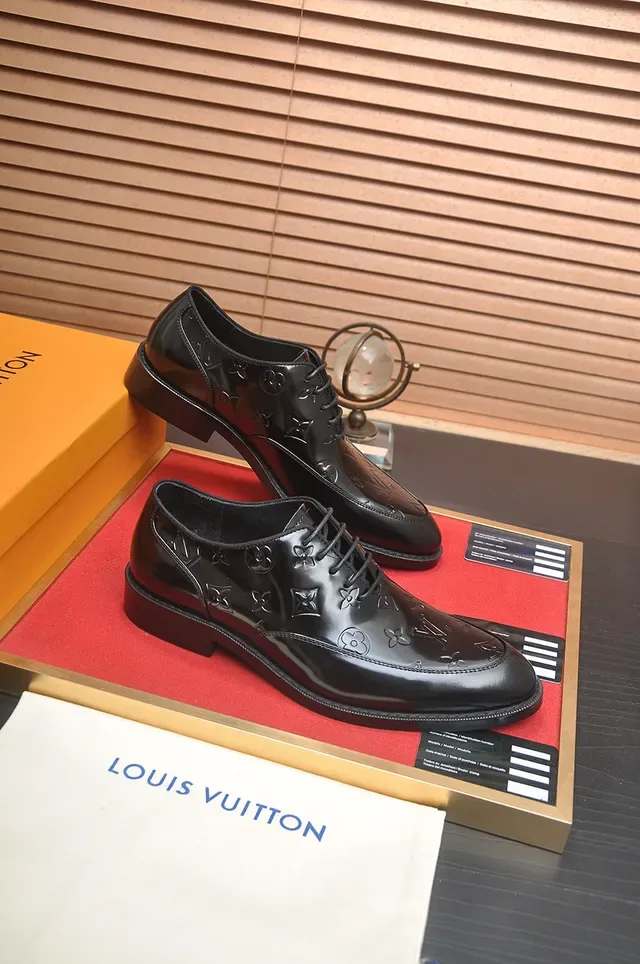 Louis Vuitton Monogram Embossed Glossy Black Oxford Shoes 4