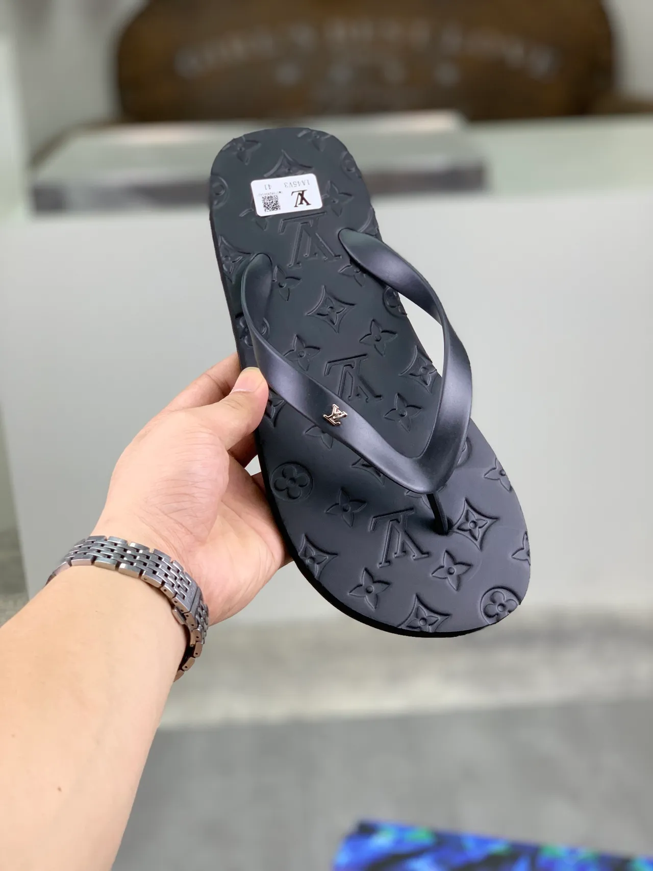Louis Vuitton Monogram Flip-Flop Multicolor Rubber Thong Strap Slippers 17