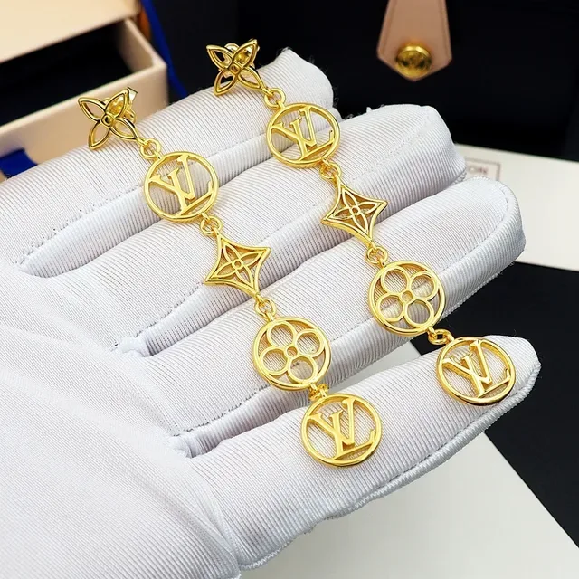 Louis Vuitton Monogram Flower Drop Gold-Tone Earrings 4