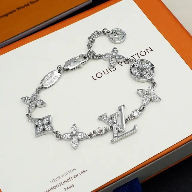 Louis Vuitton Monogram Flower Pavé Crystal Silver-Tone Bracelet 8