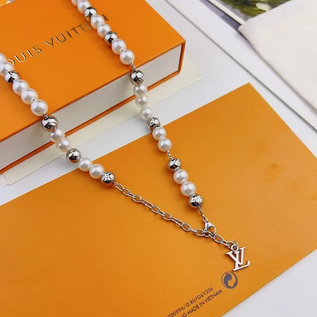 Louis Vuitton Monogram Pearl and Silver-Tone Bead Necklace 5