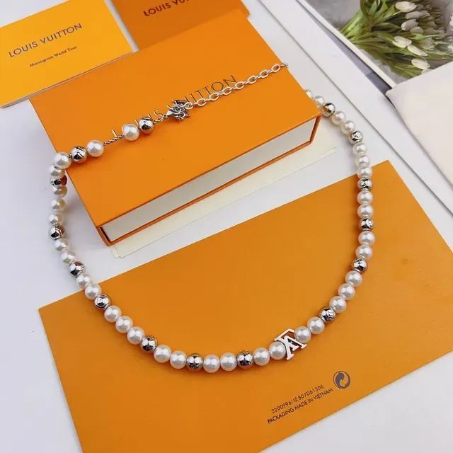 Louis Vuitton Monogram Pearl and Silver-Tone Bead Necklace 7