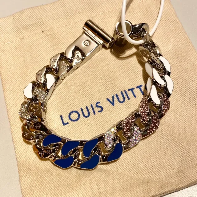Louis Vuitton Monogram World Tour Chunky Curb Chain Enamel and Crystal Bracelet 8