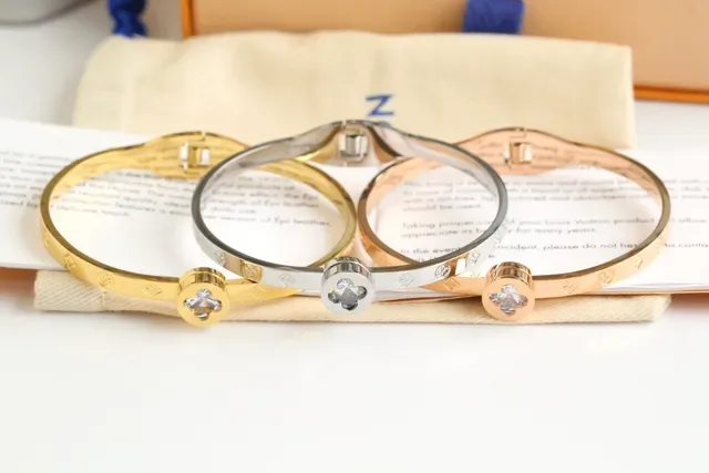 Louis Vuitton Monogram World Tour Gold-Tone Crystal Flower Bracelet 4
