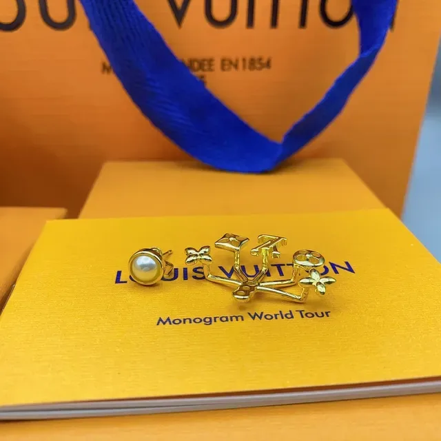Louis Vuitton Monogram World Tour Pearl Figurine Earrings 2