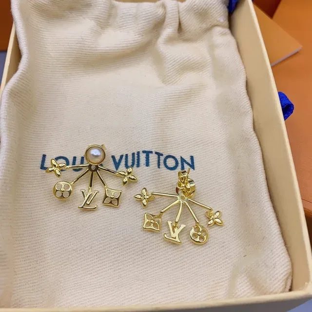 Louis Vuitton Monogram World Tour Pearl Figurine Earrings 3