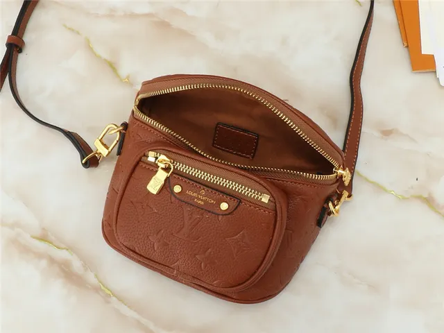 Louis Vuitton Multi Pochette Accessoires Brown Gold Embossed Monogram Leather Hardware Fashion Belt Bag 2