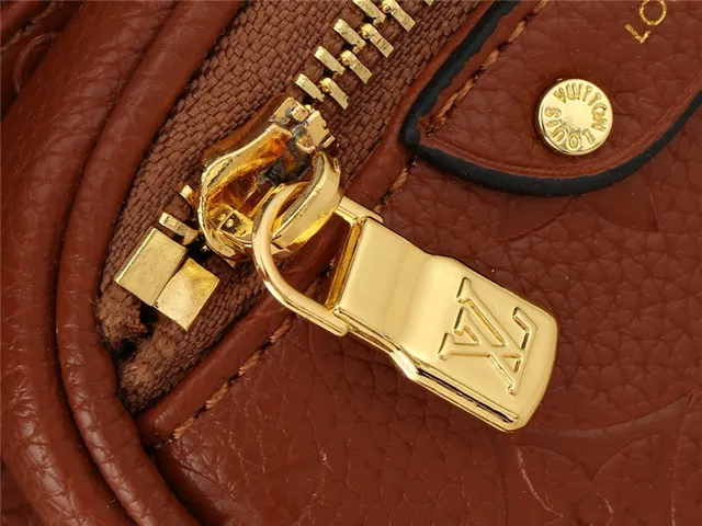 Louis Vuitton Multi Pochette Accessoires Brown Gold Embossed Monogram Leather Hardware Fashion Belt Bag 5