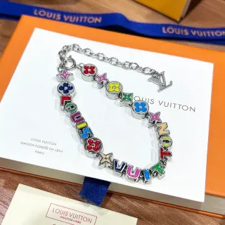 Louis Vuitton متعدد الألوان إيمل أبجدية تشام سوار