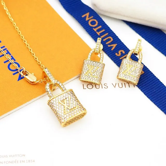 Louis Vuitton Padlock Pavé Crystal Lock Earrings 4