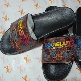 Louis Vuitton पाम ट्री प्रिंट Damier स्लाइड स्लिपर्स