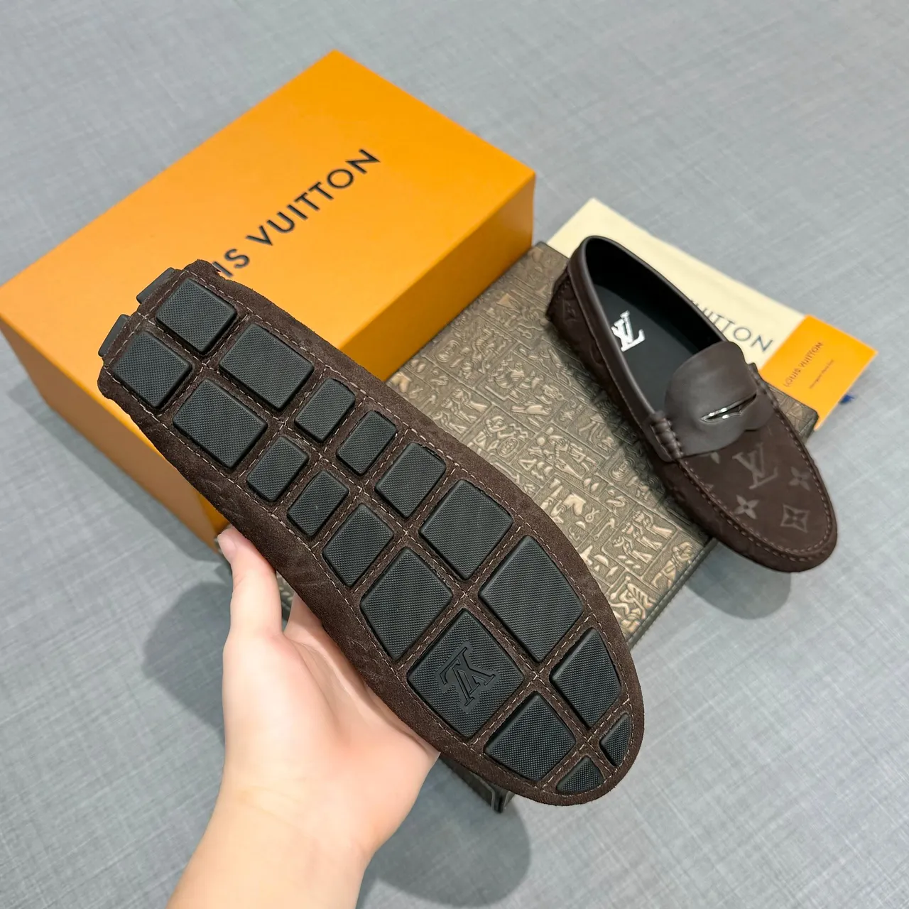 路易威登 Penny Loafer 棕色 黑色 印花 麂皮 鞋带 乐福鞋 5