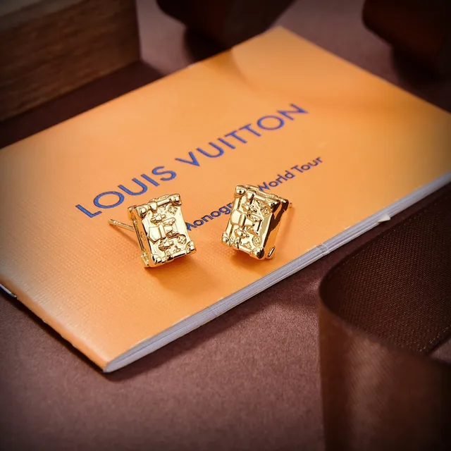 Louis Vuitton Petite Malle Gold-Tone Trunk Stud Earrings 3