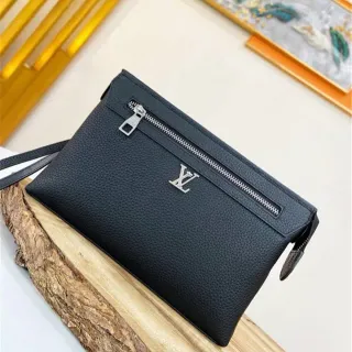 Louis Vuitton Pochette Metis Black Silver Pebbled Leather Zip-Top Closure Envelope Clutch