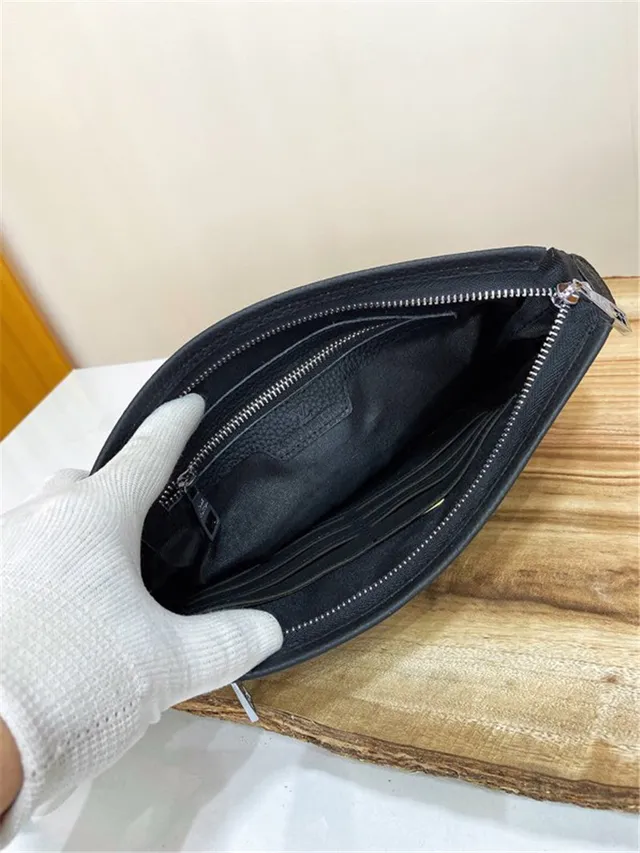 Louis Vuitton Pochette Metis Black Silver Pebbled Leather Zip-Top Closure Envelope Clutch 2