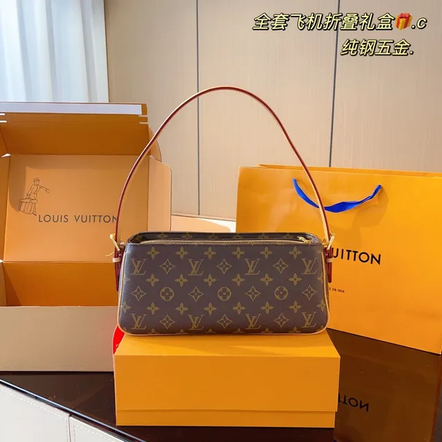 Louis Vuitton Pochette Metis بني أحمر Monogram قماش مقبض علوي منحني حقيبة تحت الإبط 3