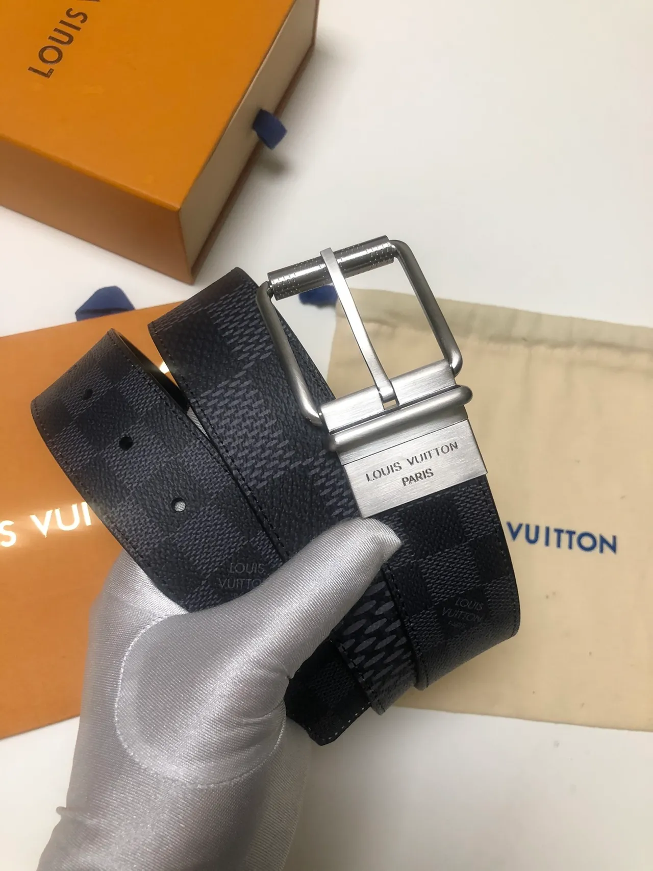 Louis Vuitton Reversible Belt Black Gray Damier Graphite Check Leather Belt 6