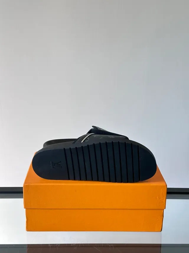 Louis Vuitton Run Away Black Monogram Canvas Slippers 2