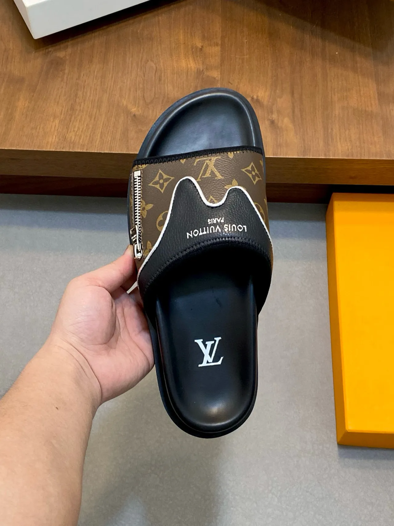 Louis Vuitton Run Away Monogram Canvas Black Brown Slippers 8