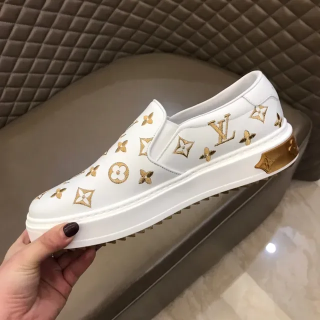 Louis Vuitton Run Away Monogram White and Gold Lifestyle Sneakers 8