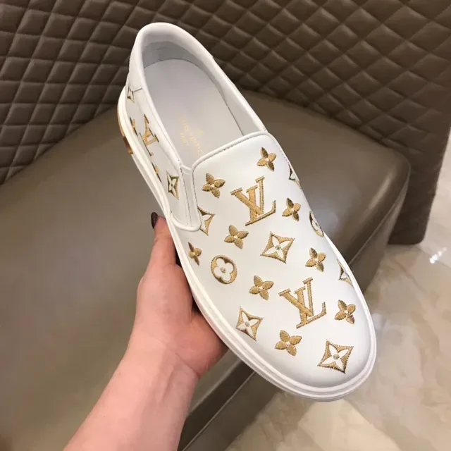 Louis Vuitton Run Away Monogram White and Gold Lifestyle Sneakers 9